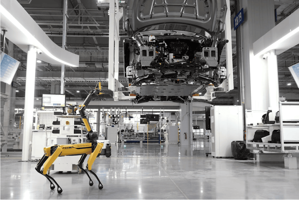 IoT Manufacturing: Components, Benefits, and Challenges IoT Manufacturing: Components, Benefits, and Challenges
