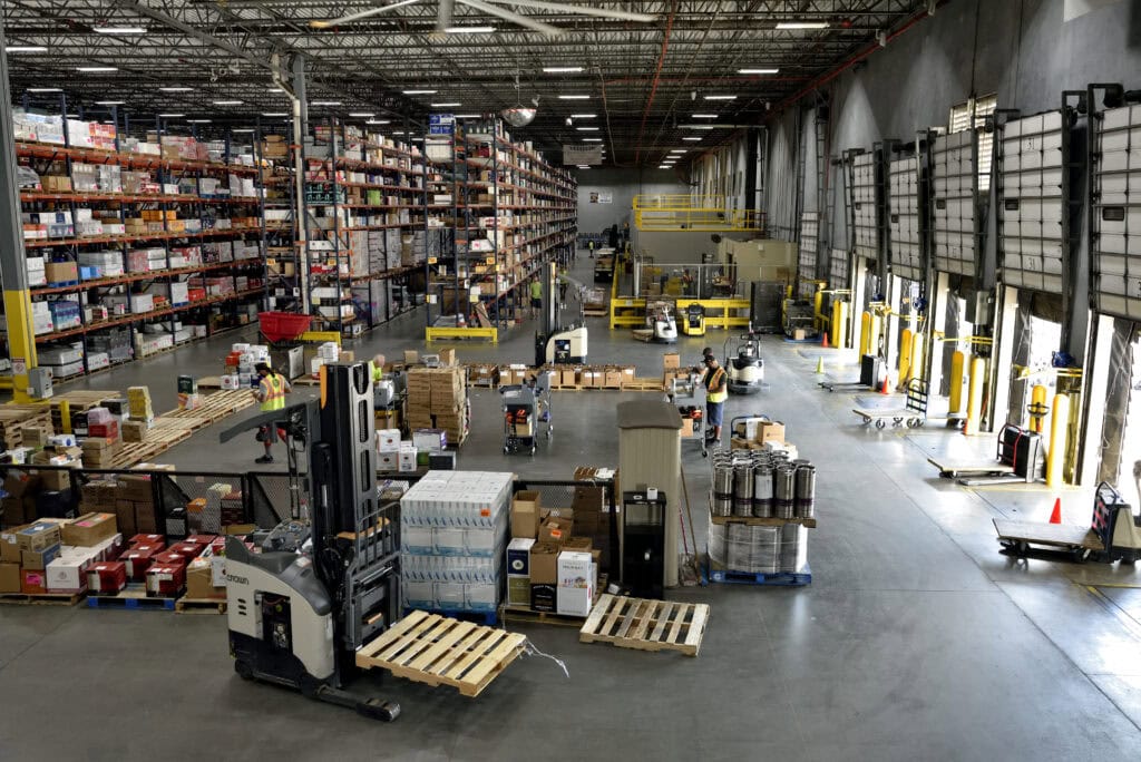 What is LIFO? Definition, Benefits, and Real World Use of Last In, First Out